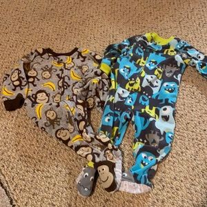 12 month Carter fleece pjs